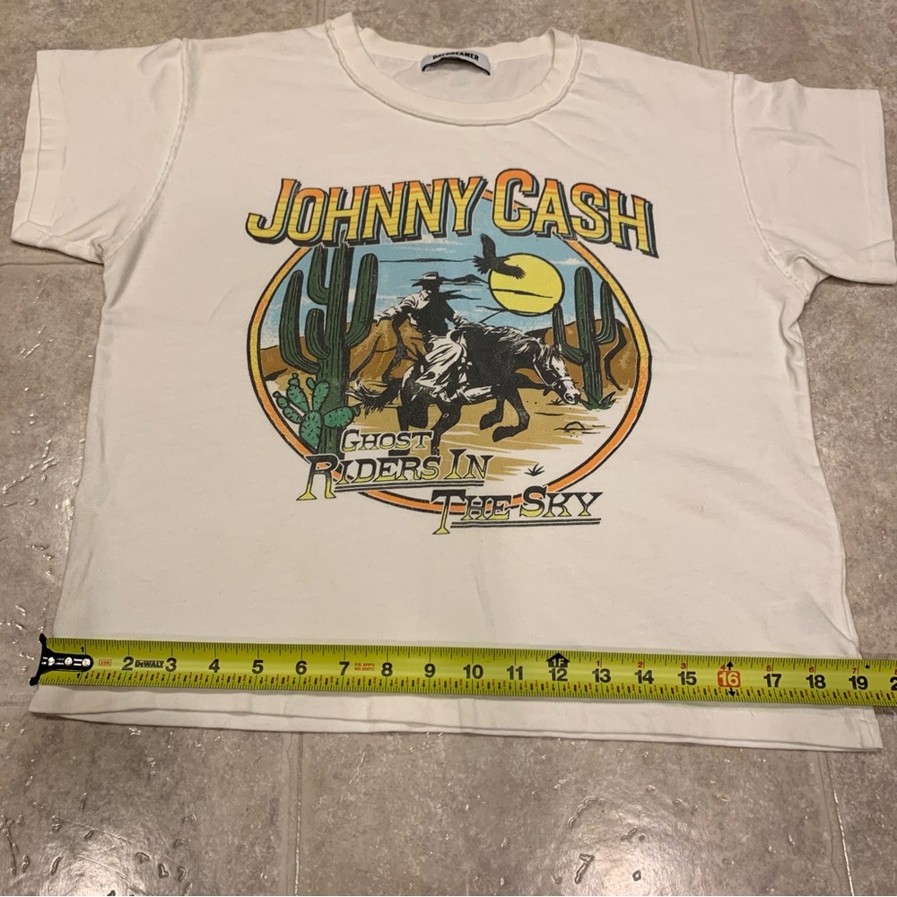 Daydreamer Johnny Cash Ghost Riders in the Sky Ivory Cropped Tee, Small - Picture 7 of 9
